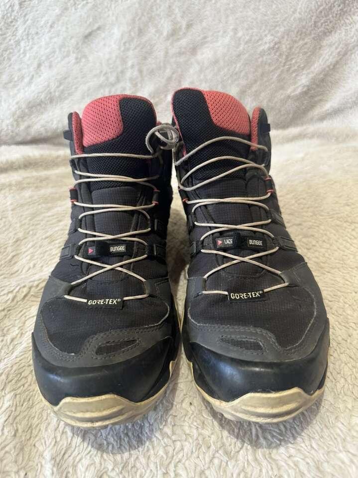 Adidas Women’s 8.5 Black Gore-Tex Hiking Boots