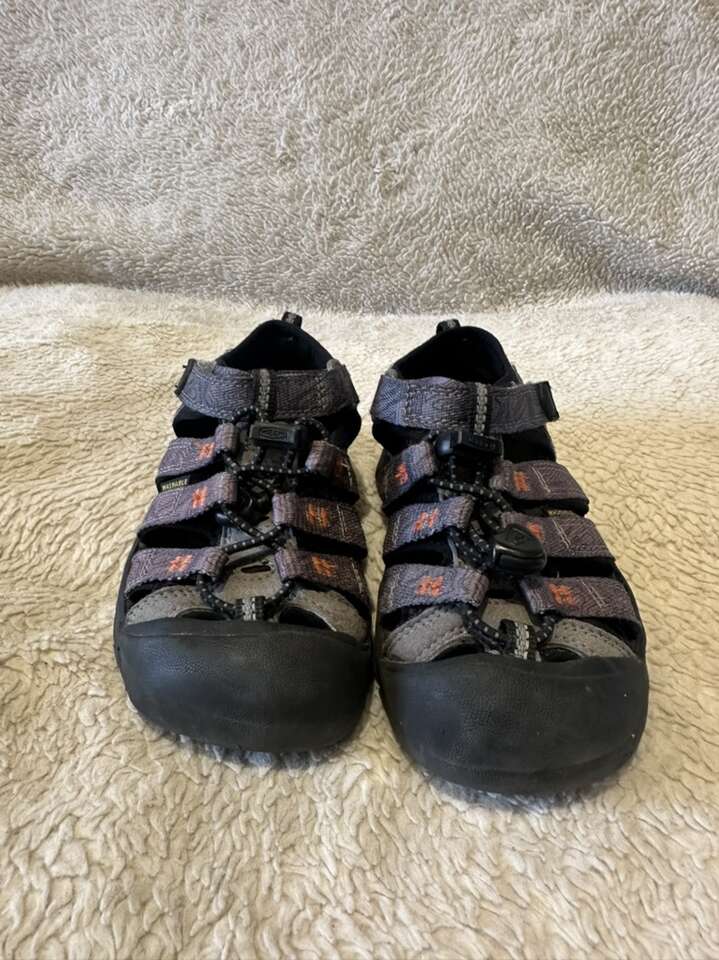 Keen Toddler, 11 Gray Washable, Hiking Sandals