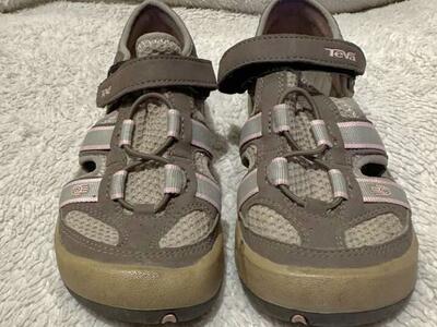 Teva Youth Size 1 Beige/Brown, Hiking Sandals