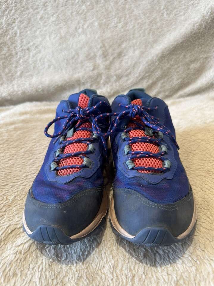 Merrell Youth Size 4 Blue/Peach Wtrprf Hiking Shoe