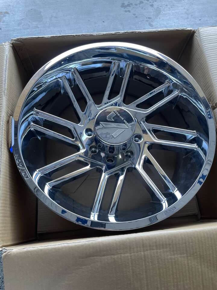 22x10 8x170 Chrome Arkon DaVinci True Directional
