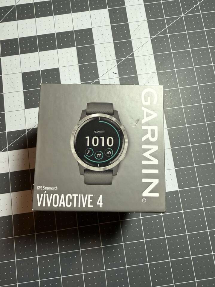 Garmin Vivoactive 4 GPS Smartwatch New Black