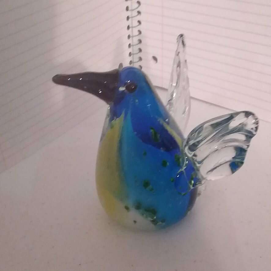 GLASS HUMMING BIRD