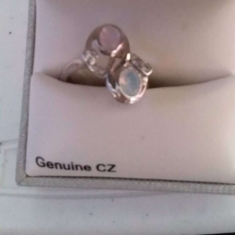 DOUBLE CUBIC ZIRCONIUM RING...size 8
