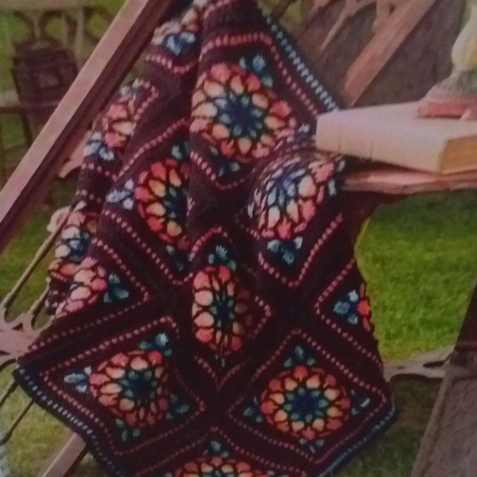 GORGEOUS STAINED GLASS AFGHAN KIT TO CROCHET