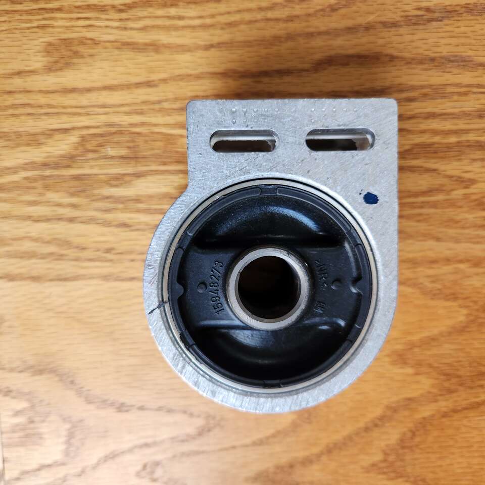 New Genuine GM ACDelco 25823014 Lower Control Arm Bushing