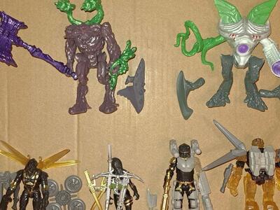 Final Faction action figures with expansion packs