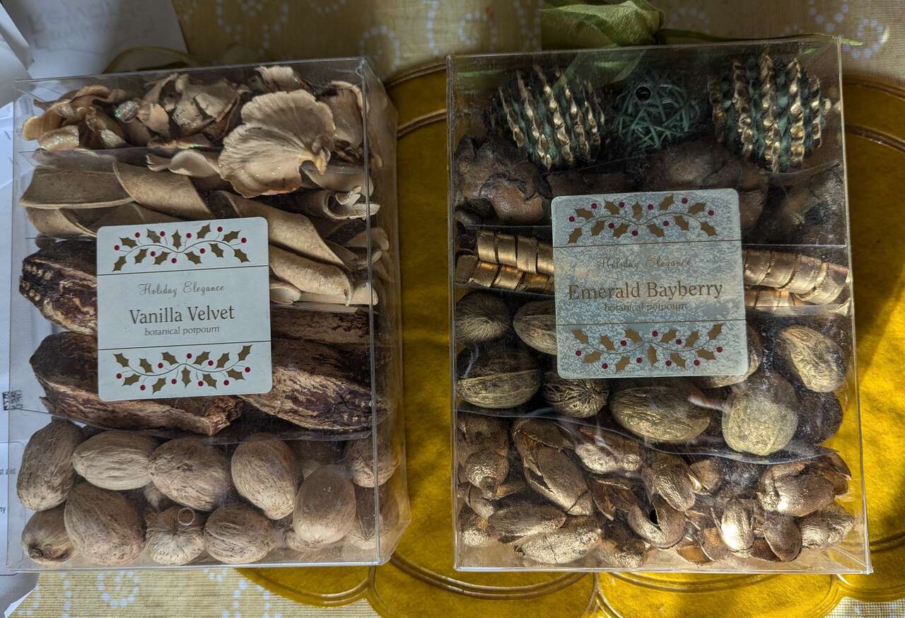 Botanical potpourri set of 2