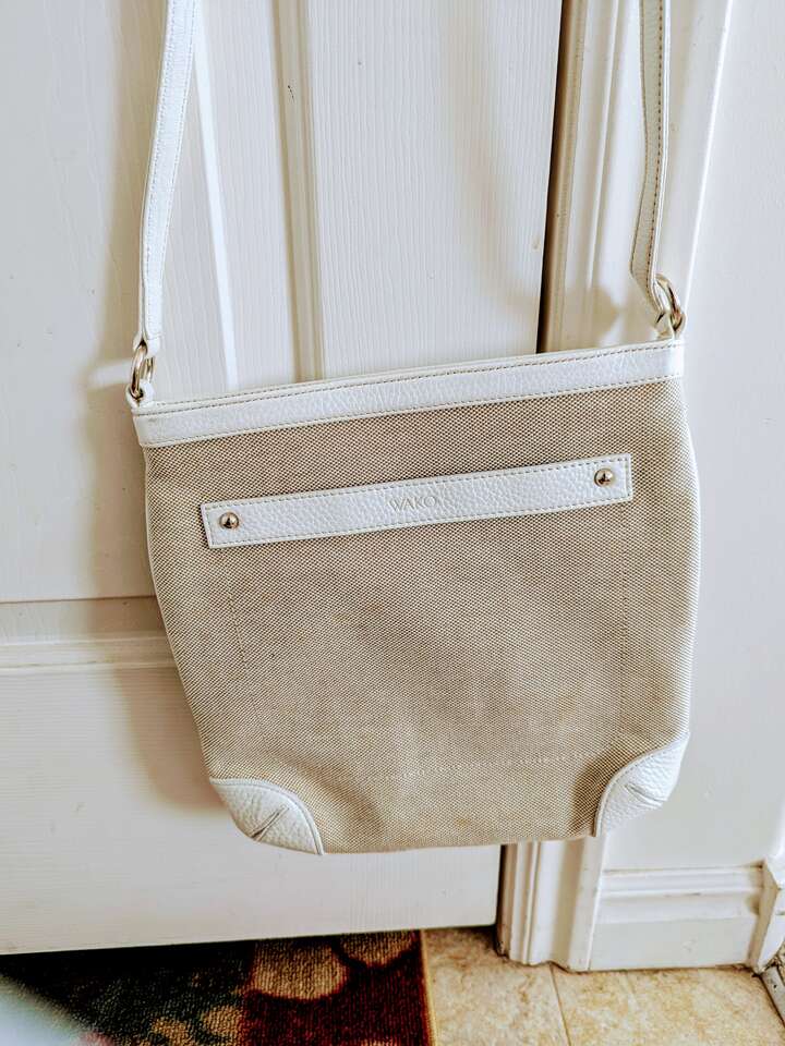 Japanese leather handbag. Shoulder or crossbody