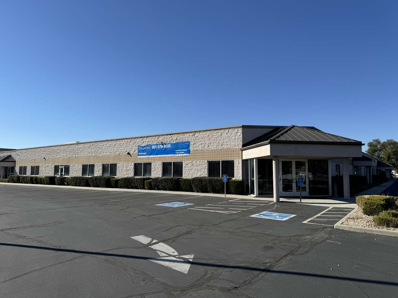 26,334 SF Office/Warehouse Available for Lease - West Valley City