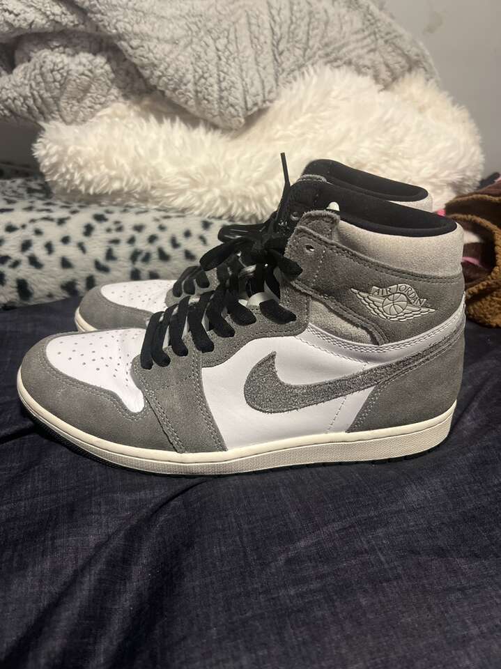 Jordan 1 Retro High OG 'Washed Black'