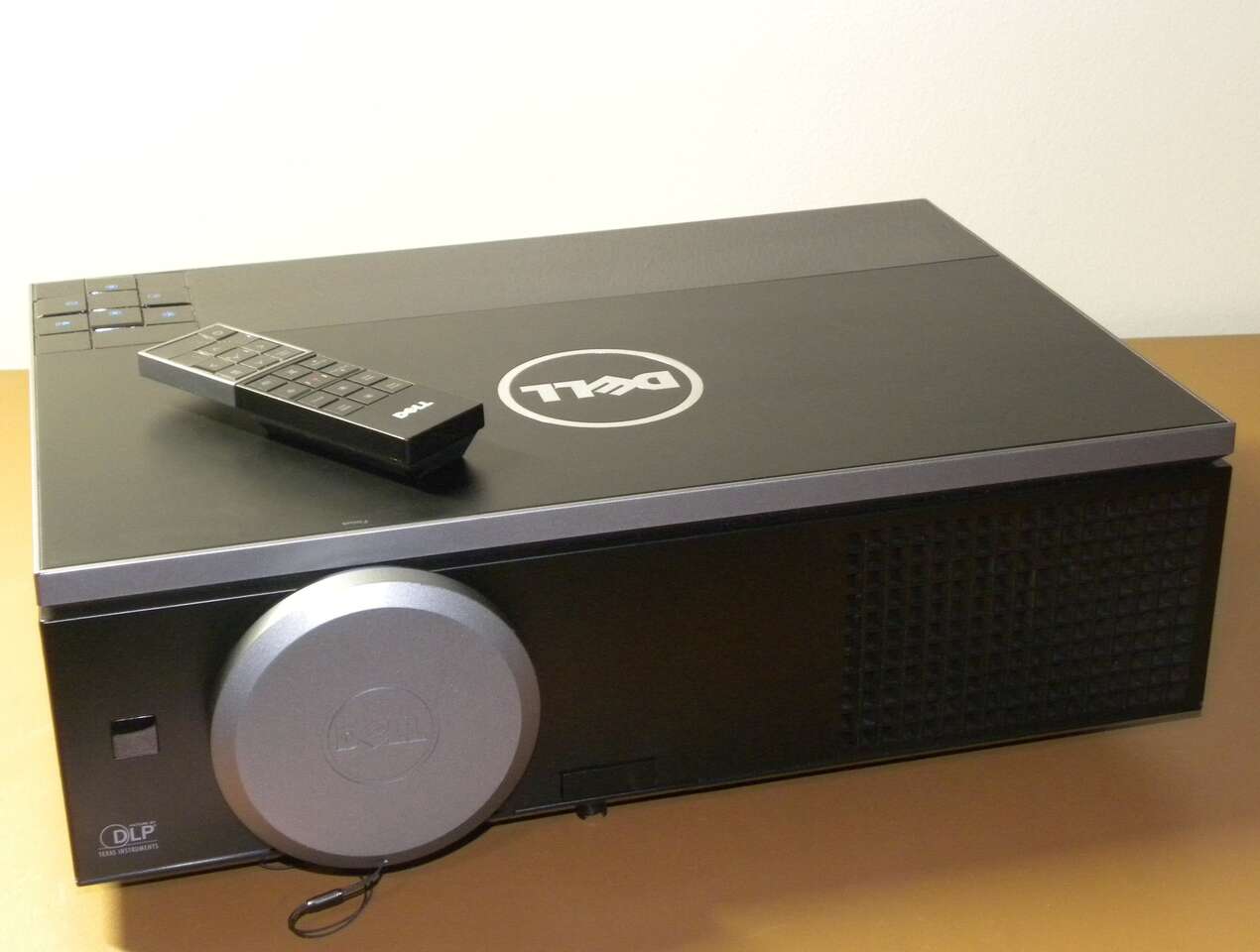 Dell 7700 Full HD 5000 Lumens Proje… Electronics