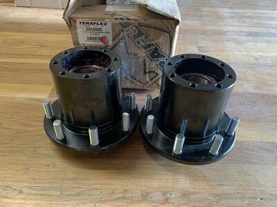 Teraflex 3042000 Rear Wheel Hub Pair for D30/D44 8 Lug Conversion JK Jeep Wrangler
