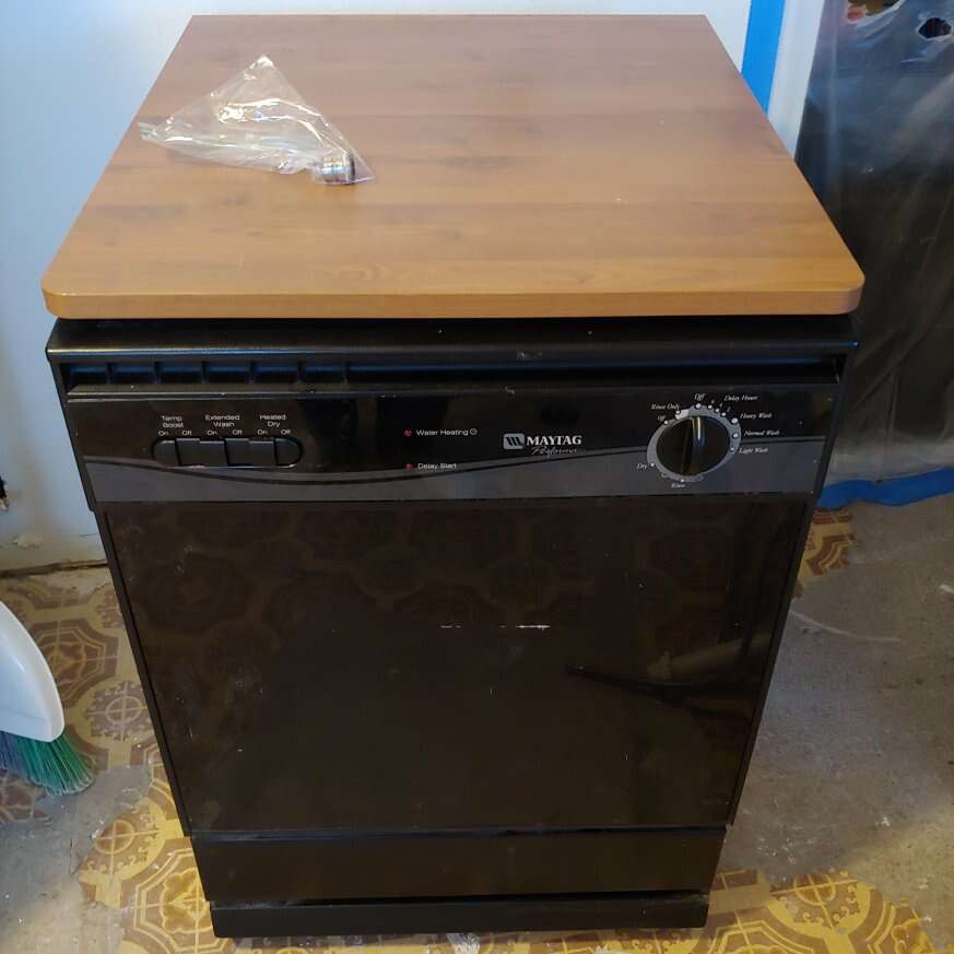 Free portable dishwasher pending pickup FREE