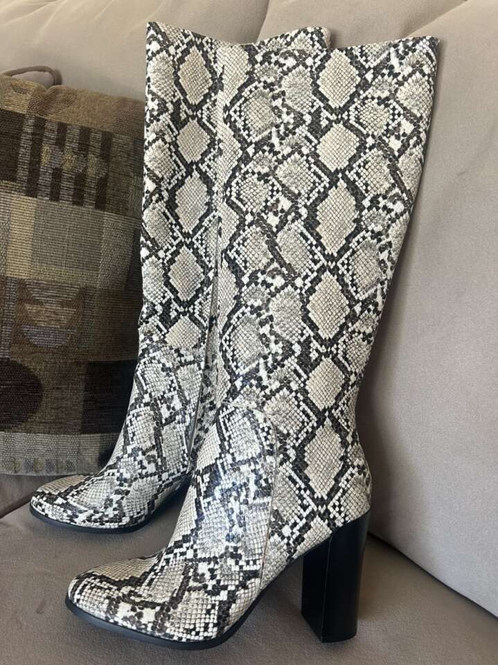 Kenneth Cole “Justin” Snakeskin Boots