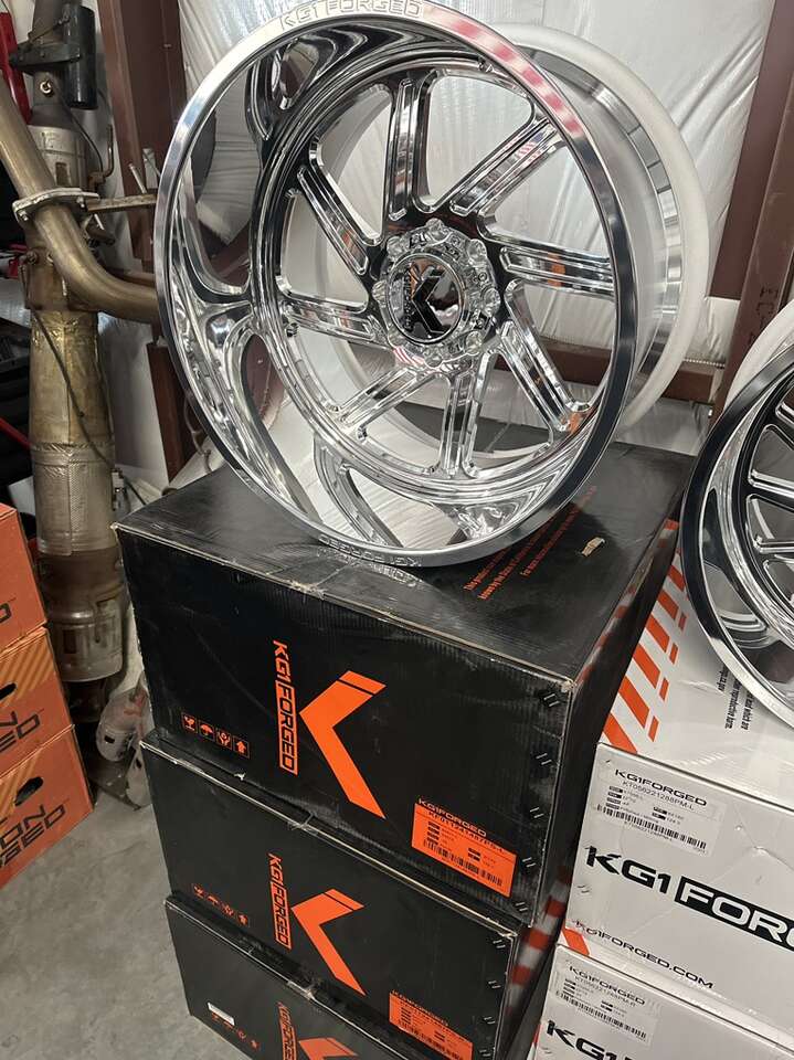 BRAND NEW 24x14 KG1 Forged “spools” 8x170