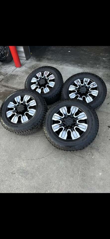 NEW 2025 Gmc 3500 Denali OEM 20in Wheels/275/65/20