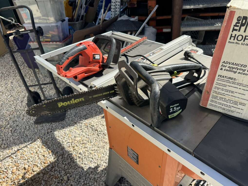 Poulan Electric 16 Chainsaw Plug In