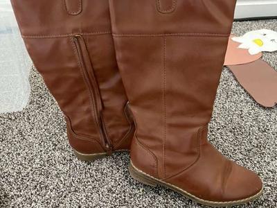 Little Girl Size 11 Brown Boots Zipper Adorable