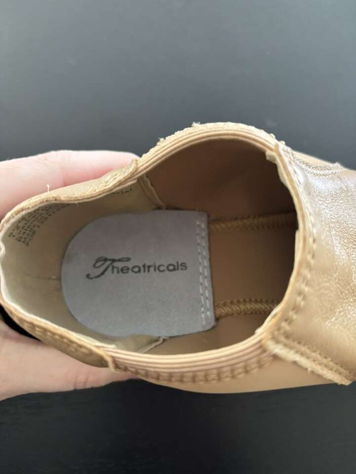 New jazz Tan Dancing Shoes Size 1.5