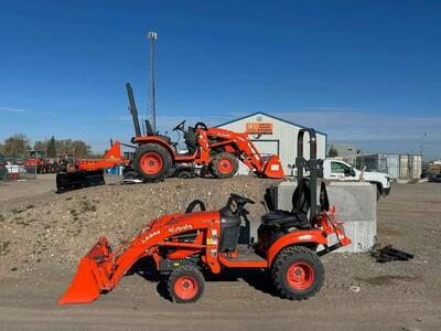Small tractor Kubota BX2680