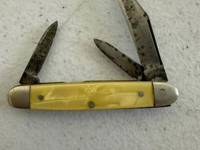Vintage 3 Inch Imperial Pocket Knife