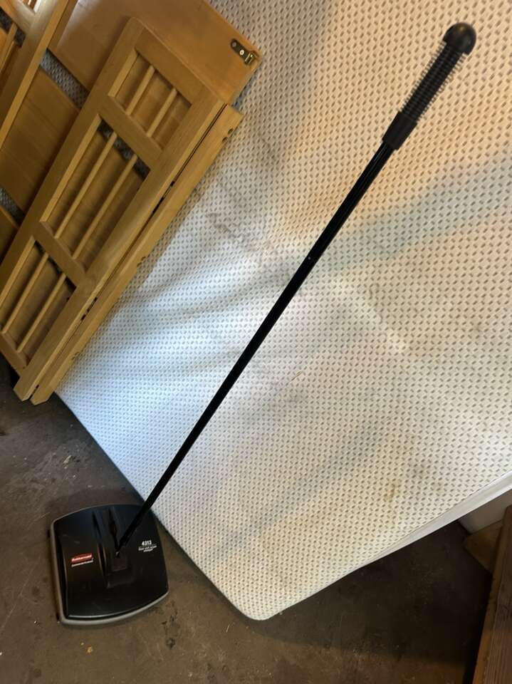 Rubbermaid Commercial Floor Carpet Sweeper