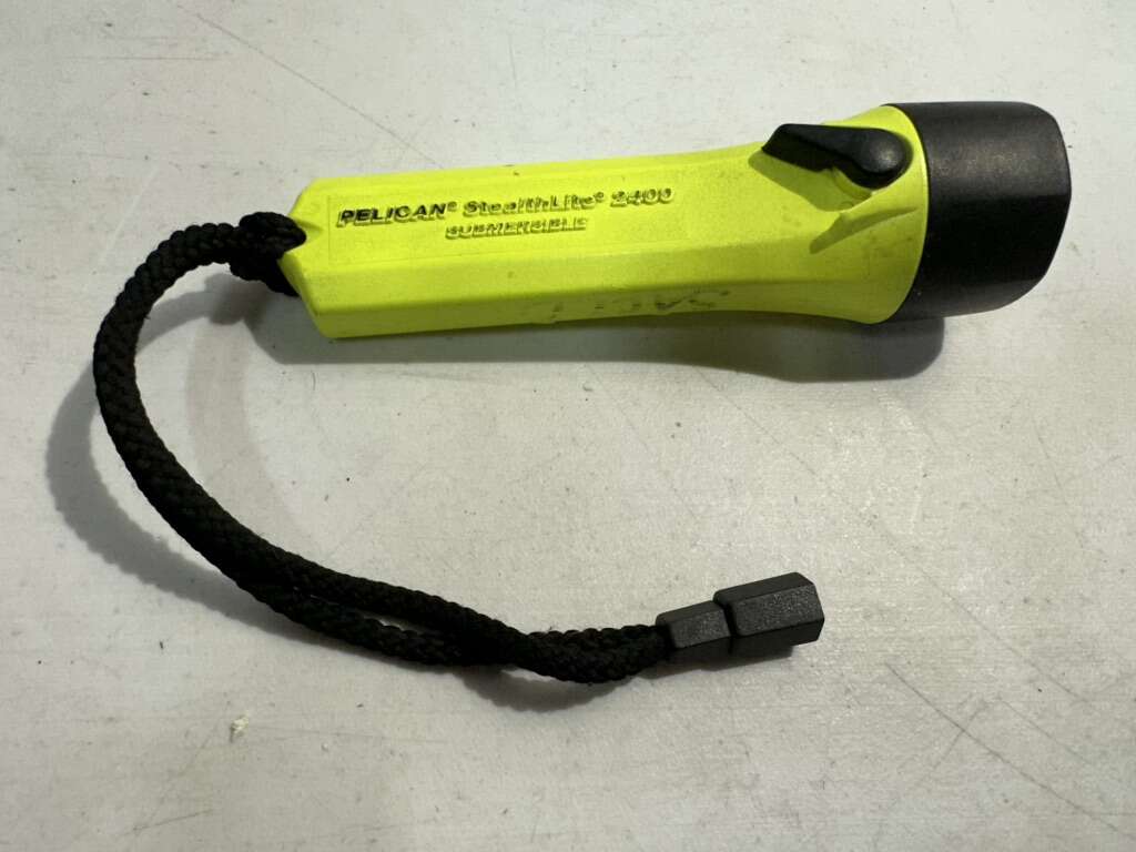Pelican StealthLite 2400 Submersible Flashlight