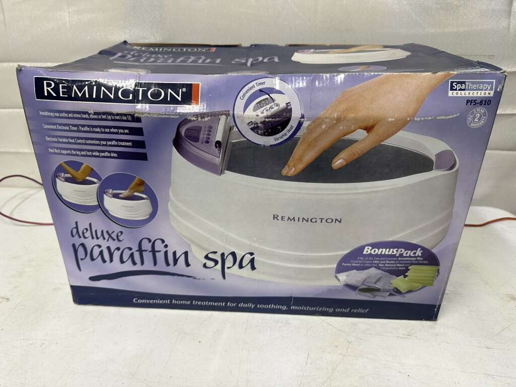 Remington Deluxe Paraffin Spa w/ Bonus Pack NIB