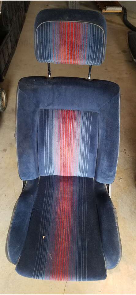 84 GTI BUCKET SEATS