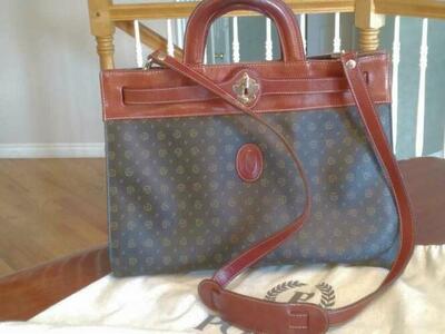 All leather Pollini hand bag 801-819-4951