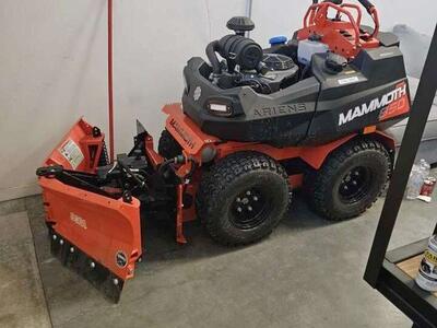 MAMMOTH 850 USED 8.3 HOURS ONLY.