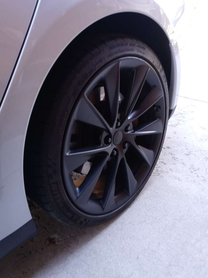 Tesla Tires and Wheels