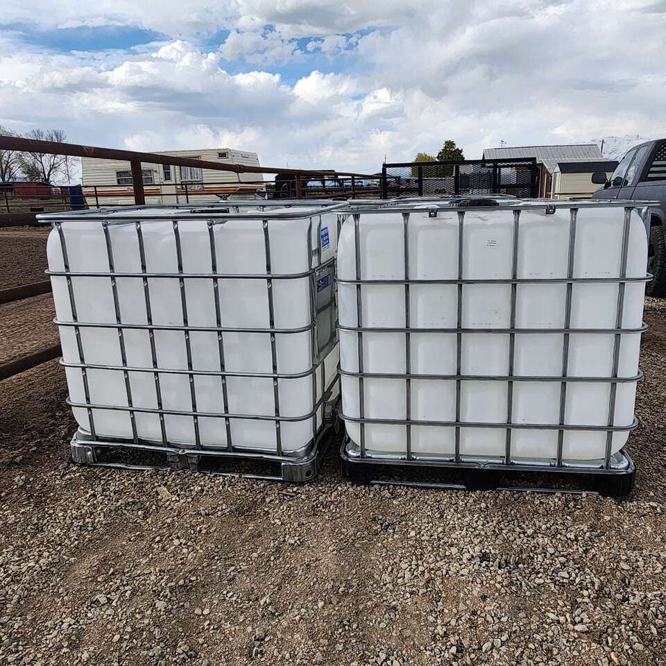 IBC totes 275 gallon