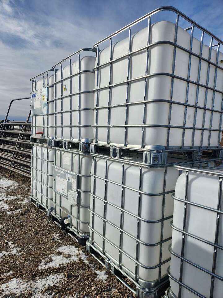 275 gallon IBC totes