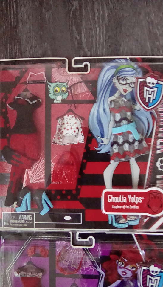 Monster High Ghoulia yelps doll clothes