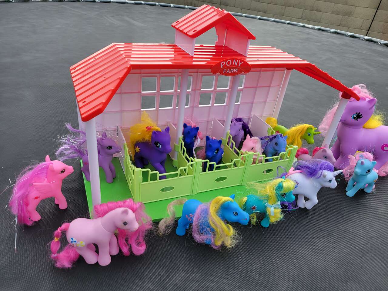 PONY FARM, vintage my little pony, unicorn, and pegasus