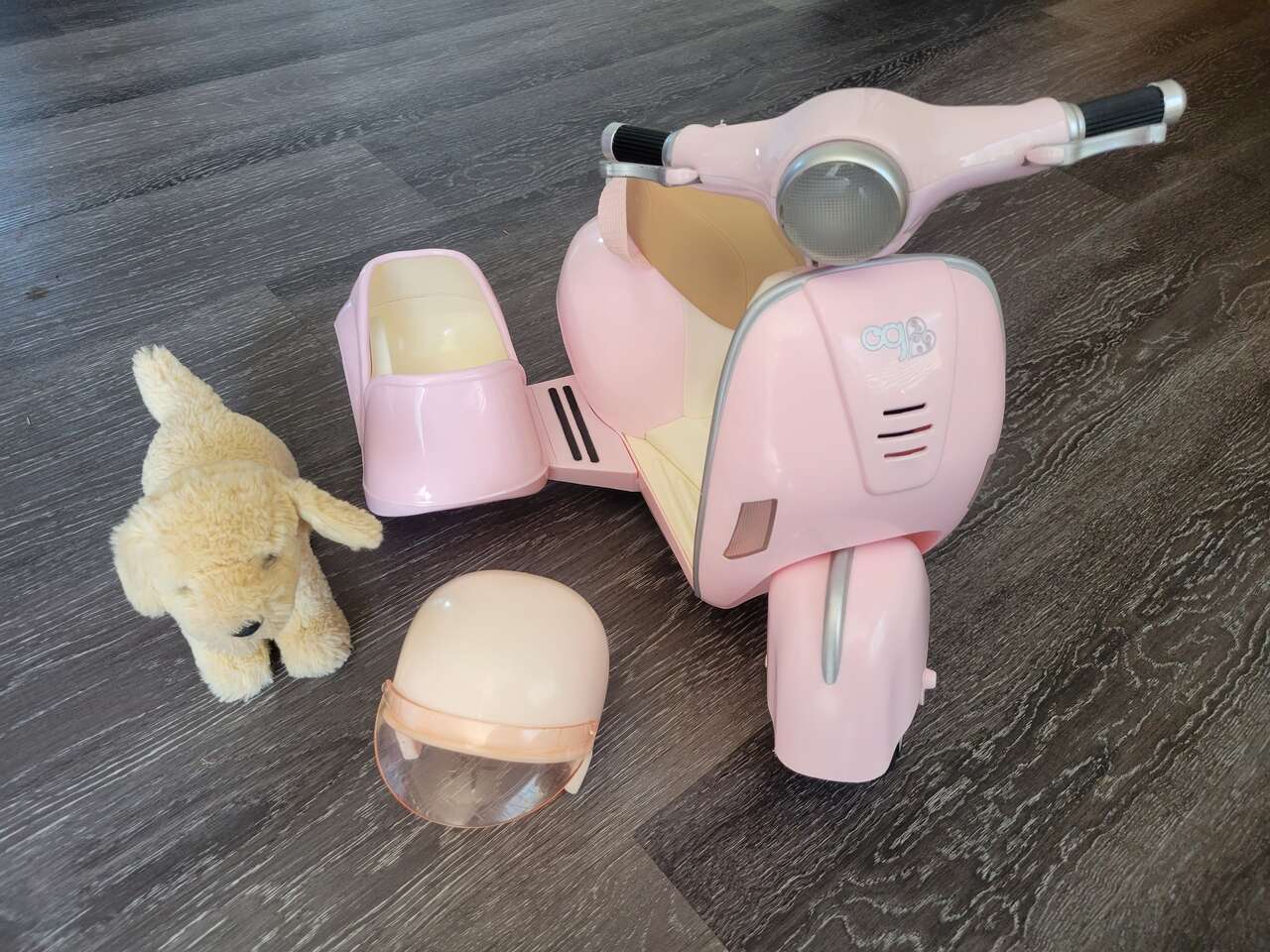 Our Generation Ride Along Scooter Vehicle Accessory Set OG Dolls with dog, helmet, Sounds, lights up...