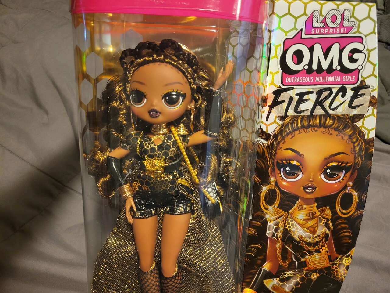 LOL Surprise OMG outrages millennial girls Fierce Royal Bee Fashion Barbie Doll