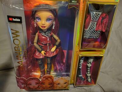 Rainbow High Mila Berrymore Burgundy Red Fashion Barbie Doll 2 Designer Outfits to Mix & Match Accessories & shoes