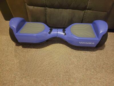 Purple hoverboard Voyager, good for BATTERY No CHARGER, Or For Fixing