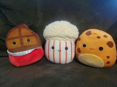 Mini Squishmallows, KellyToys Arnel Popcorn, Neeona Chocolate Chip Cookie, Paulton Chocolate Bar, soft plush stuffed animal/food
