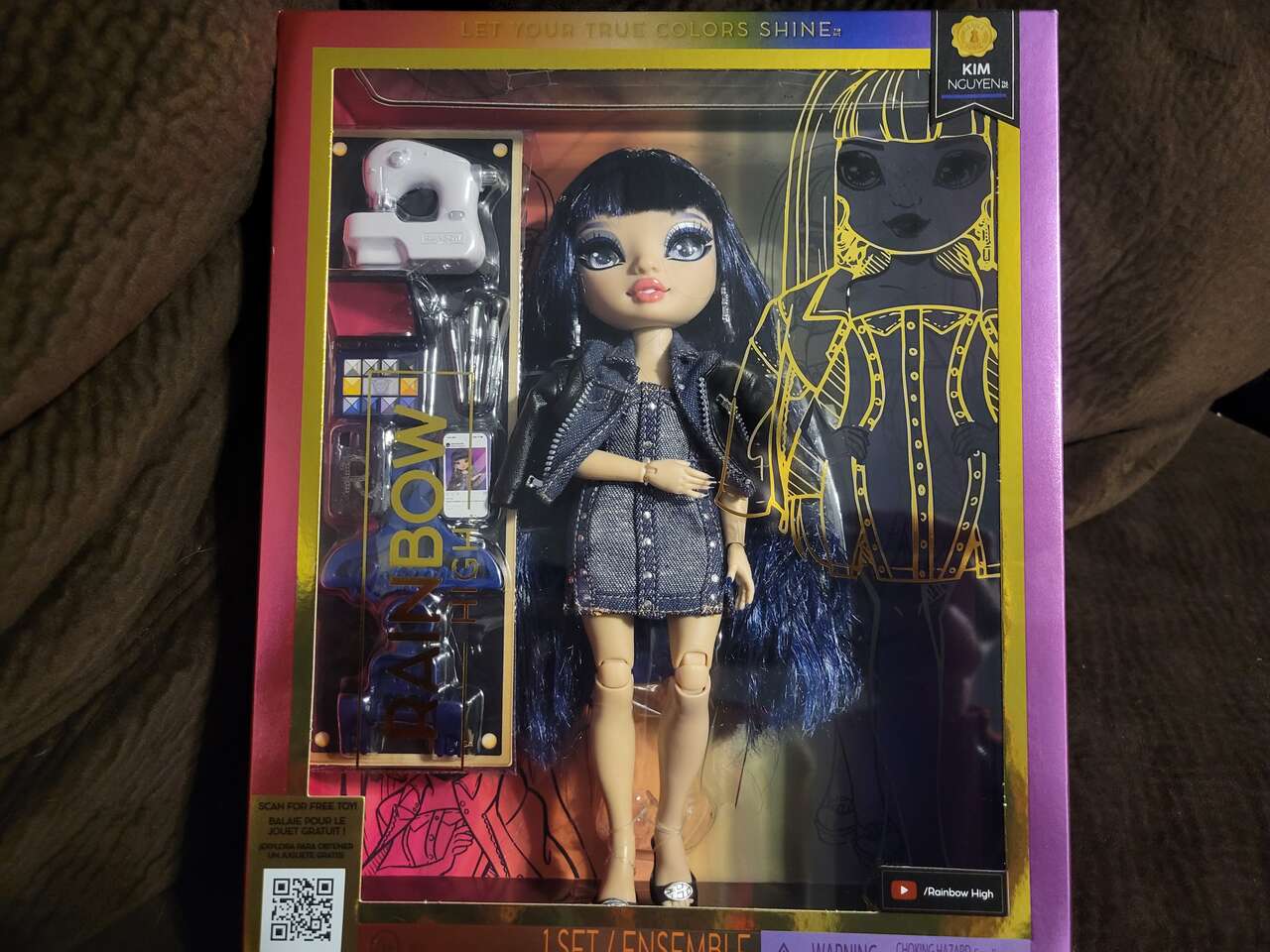 Rainbow High Let your true color shine Kim Nguyen Barbie Doll and Accessories Brand New In Box