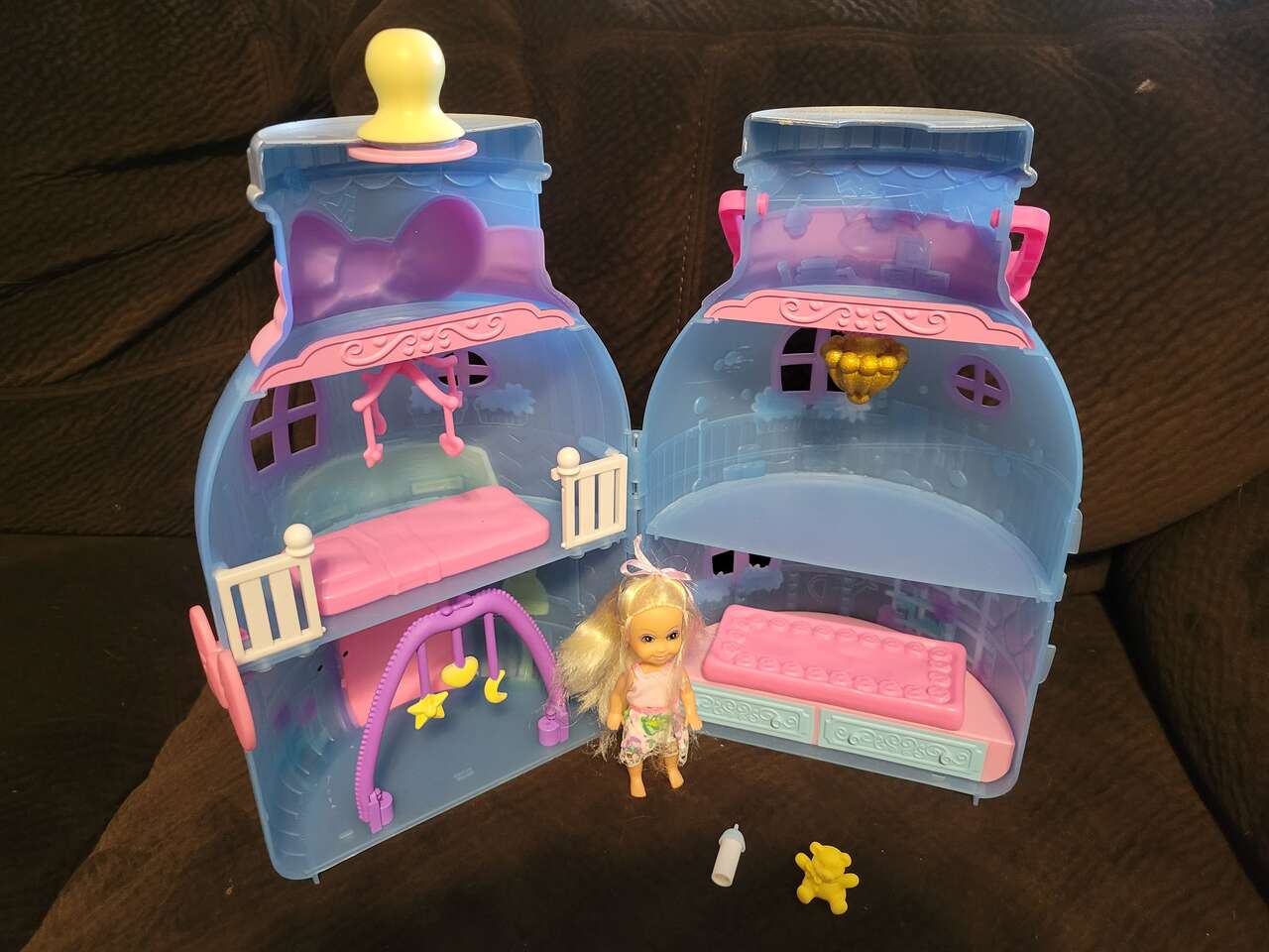 Lot #1 BABY born Surprise Baby Bottle House with doll and accessories