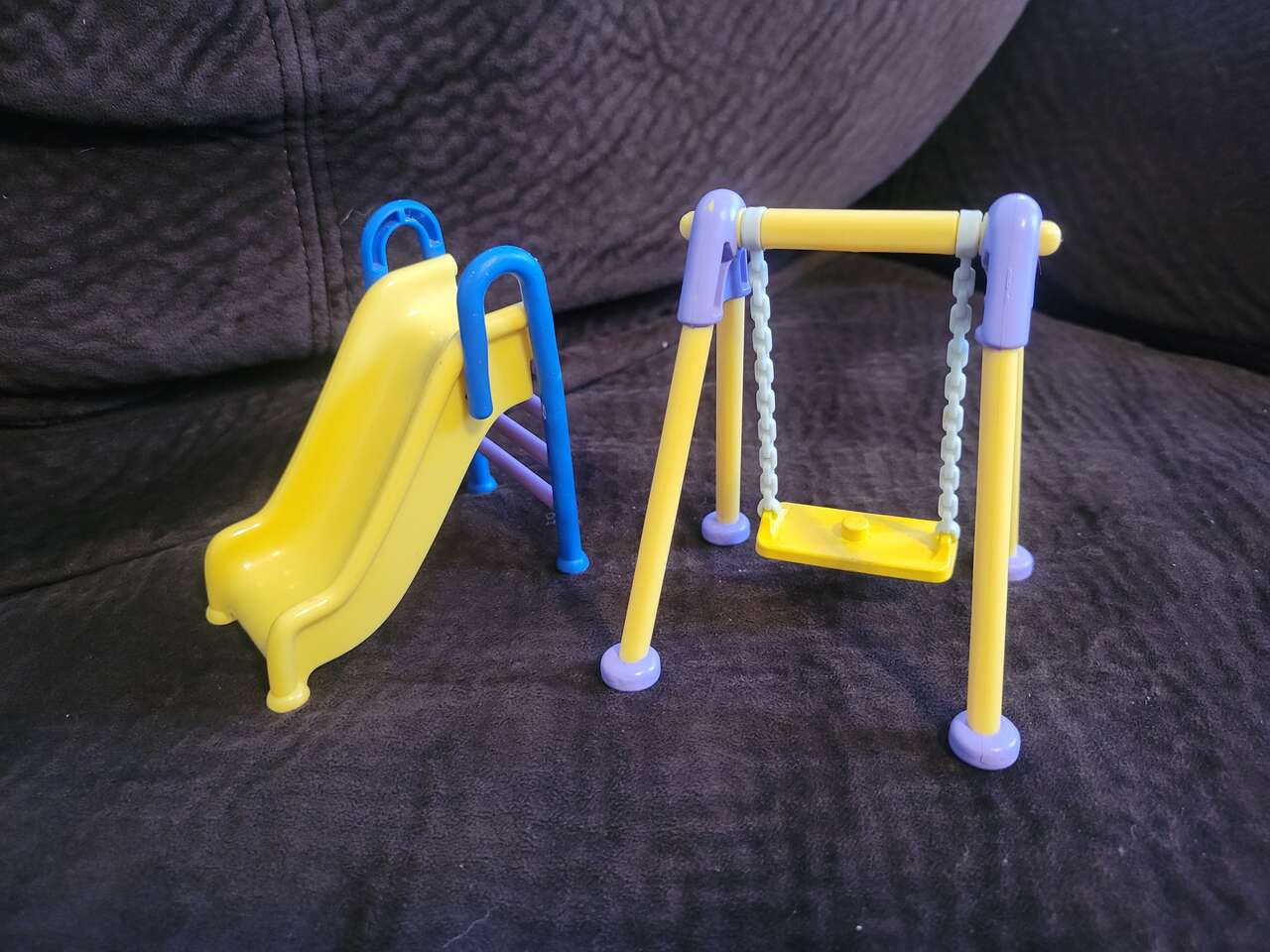 BlueY Giochi Preziosi Playset Playground, Slide and Swing Only