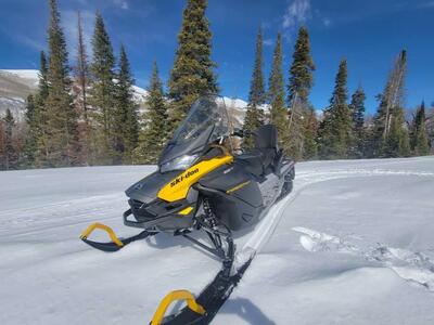 2023 Skido Expedition ACE or EFI 600 Ski Doo