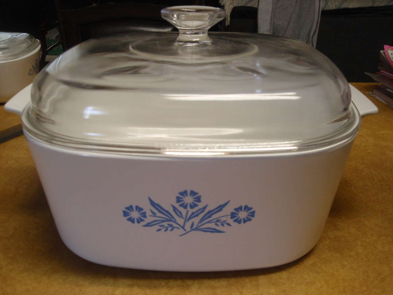 Corning Ware vintage Blue Cornflower from the 1970s - 16 pieces - $20 to $40