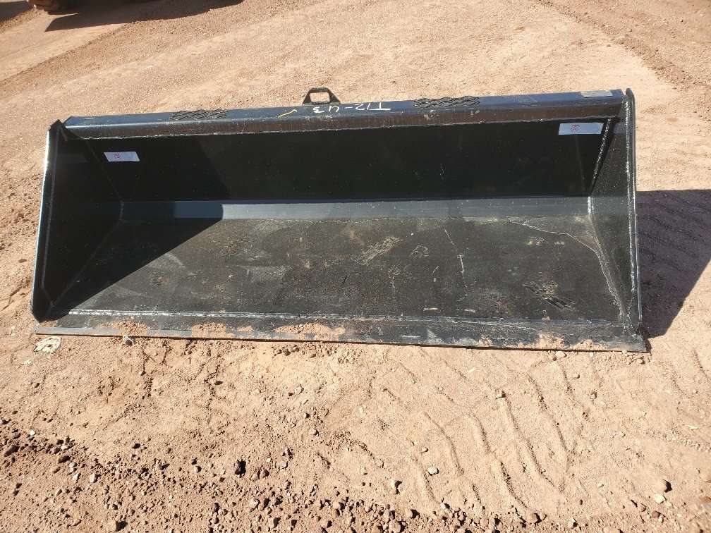 34" TALL SNOW BUCKET 