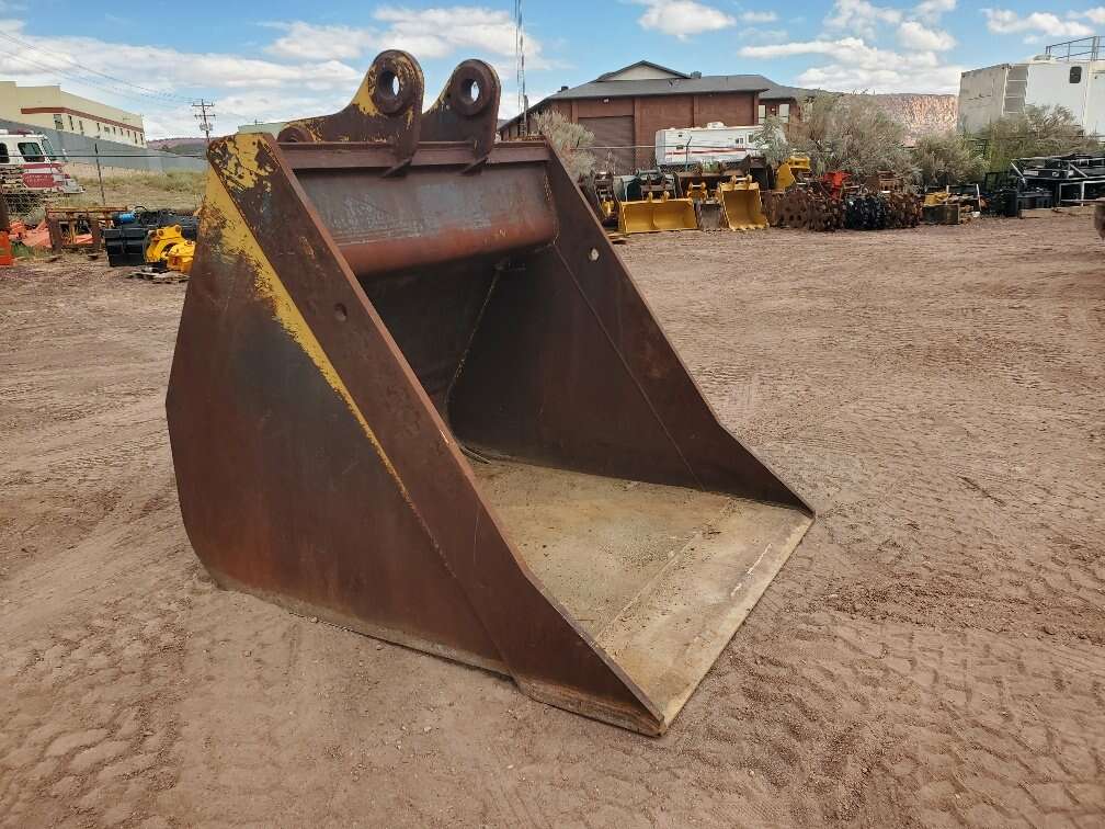 66" EXCAVATOR BUCKET (HIGH CAPACITY)