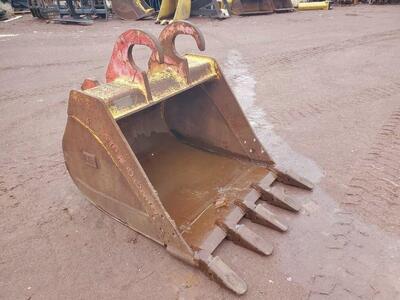 44" CAT EXCAVATOR BUCKET
